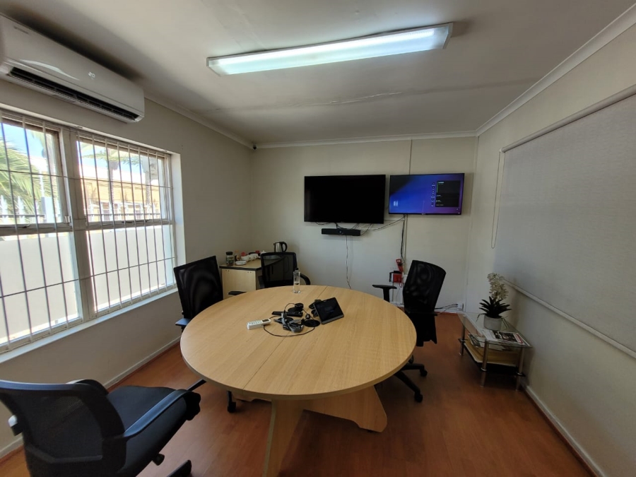 To Let commercial Property for Rent in Killarney Gardens Western Cape